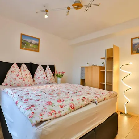 Feriehus Haus Pinter In Schladming - Dachstein Region Pruggern